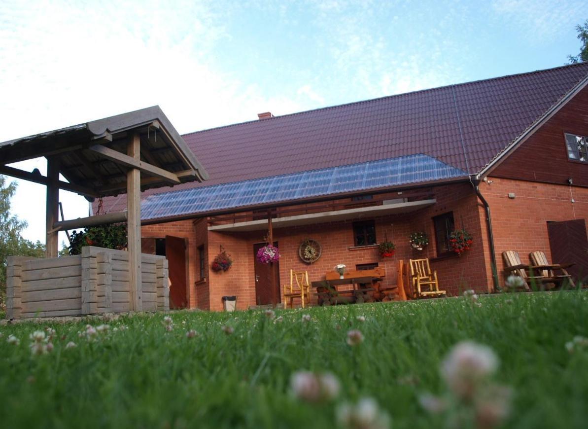 Guest House Pilskalni Rubene Exterior foto